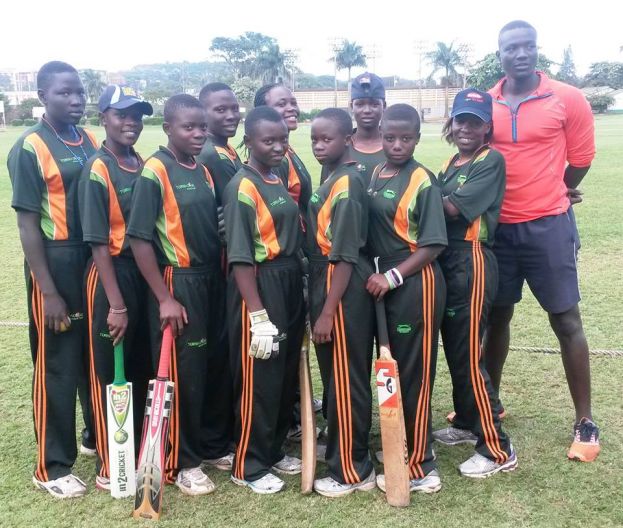 Tornado B clinch Sixes Challenge